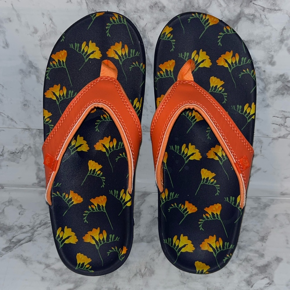 Spenco Yumi Blume Womens size 6 B Orthotic Thong Sandal slip on blue floral
